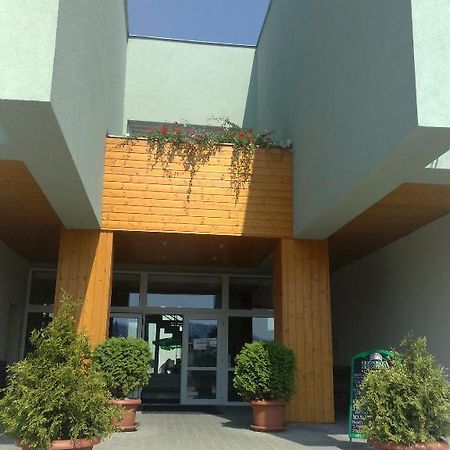 Sport Hotel Ticha Orlice Ústí nad Orlicí Exterior foto